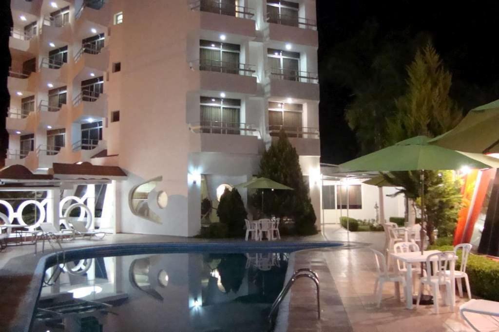 Leo Hotel Jerez de García Salinas Exterior foto